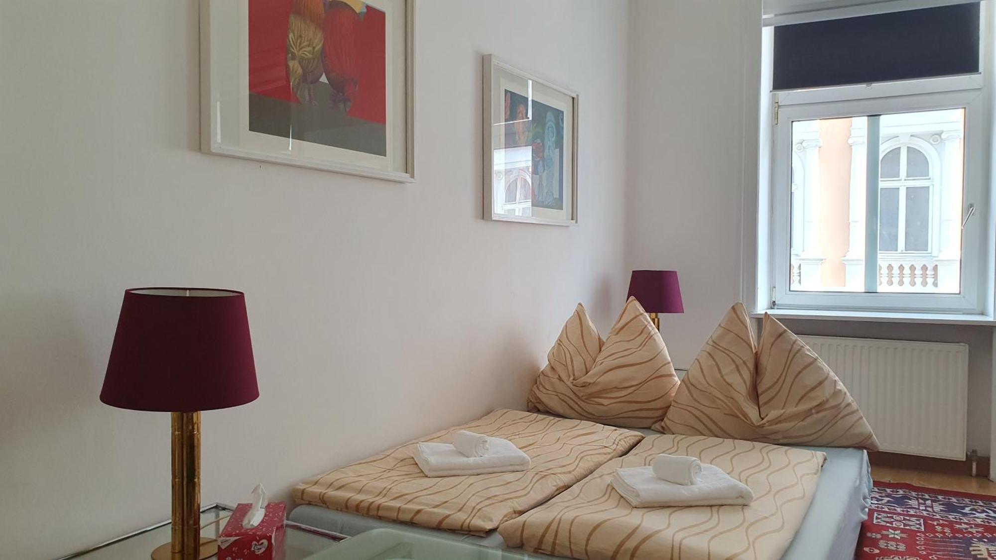 Quiet 2-room Flat, Walking Distance To Centre Wien
